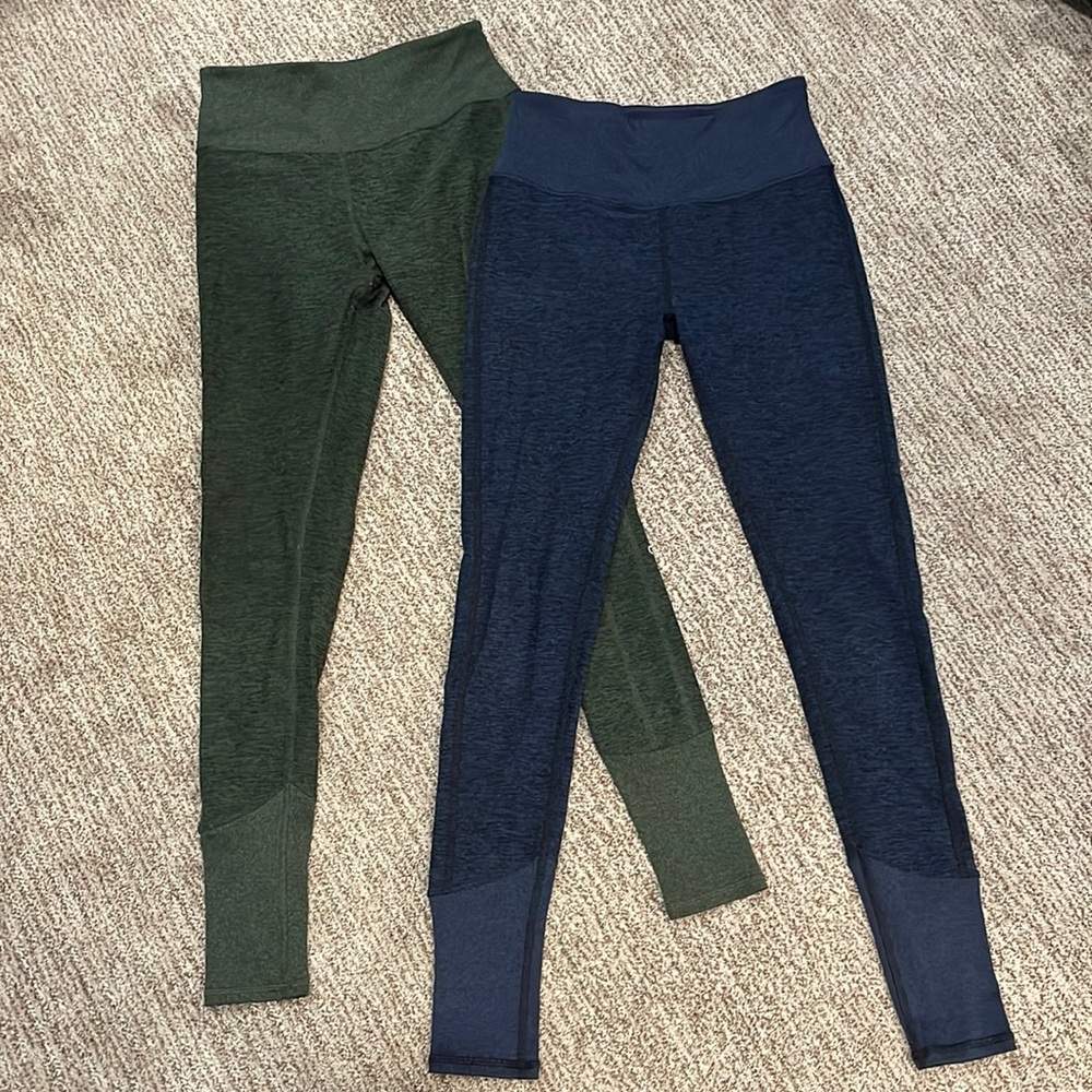 Lot of 2 ALO Yoga Alosoft Lounge Leggings, both size Small